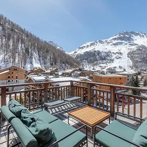 Victoria Lodge, Friendly Francia